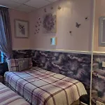 Oyo Wynnstay Hotel